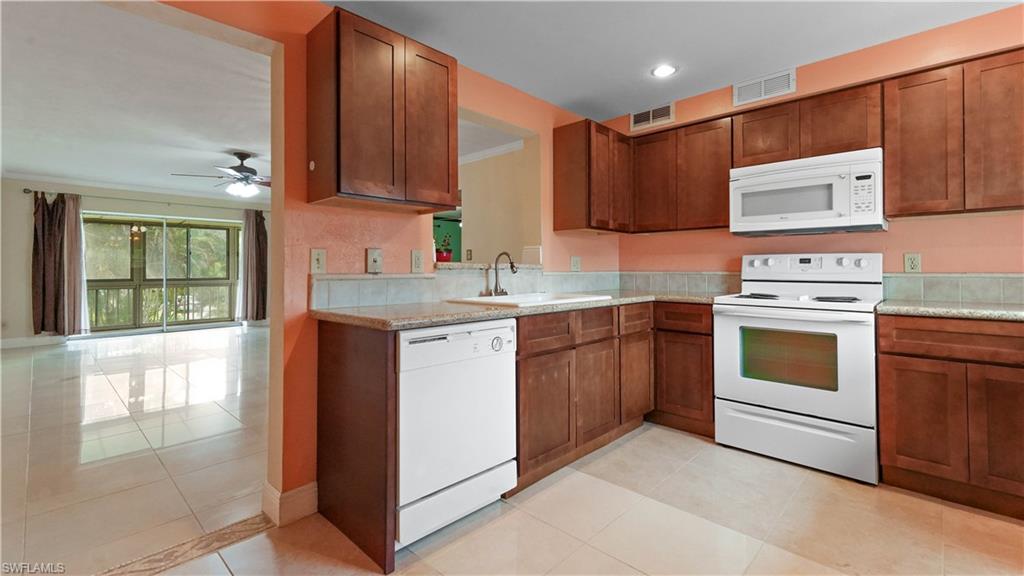 VILLA CAPRI CONDOMINIUM - Residential
