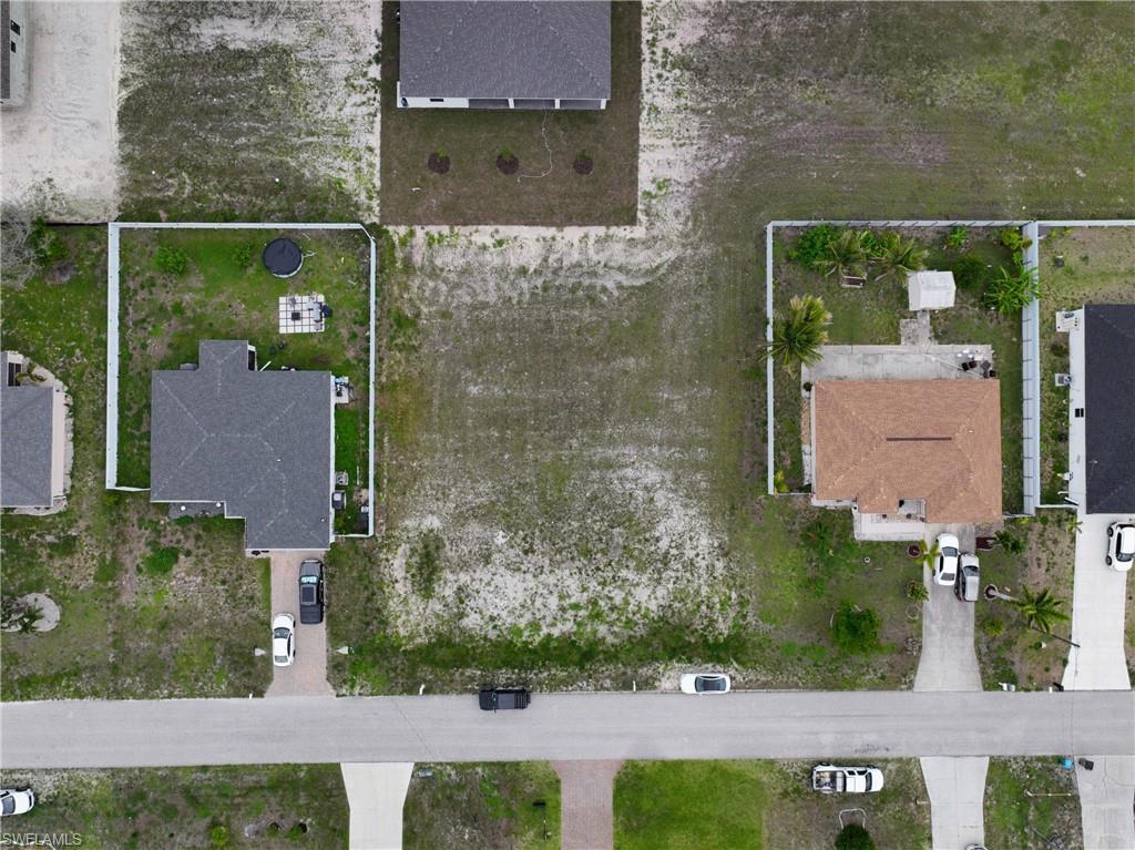 CAPE CORAL - Land