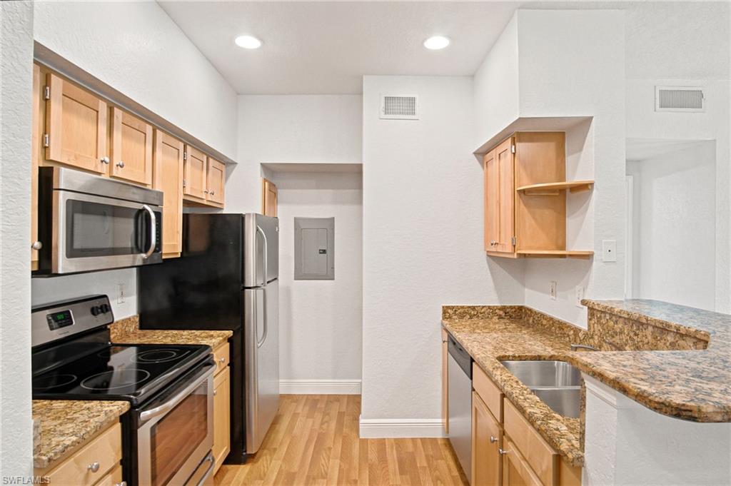 THE TIDES AT PELICAN LANDING - Residential Lease