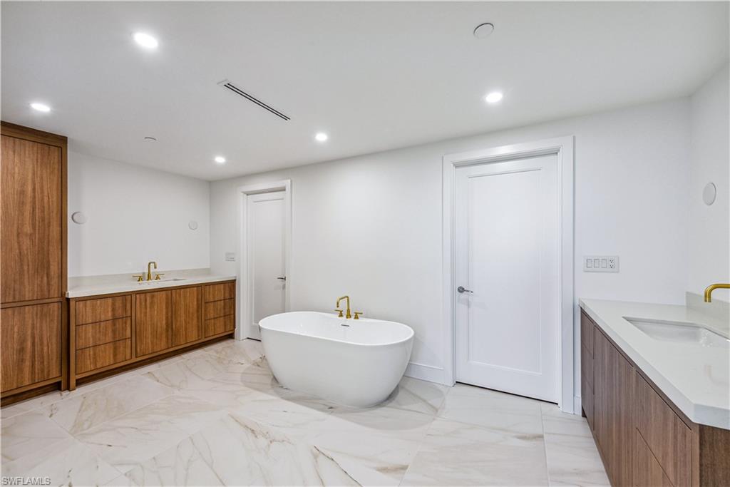 KALEA BAY TOWER 400 - Residential