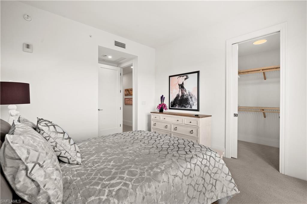 NAPLES SQUARE - Residential Lease