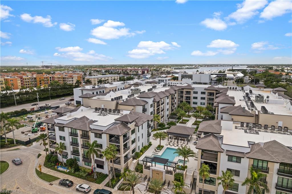 NAPLES SQUARE - Residential Lease