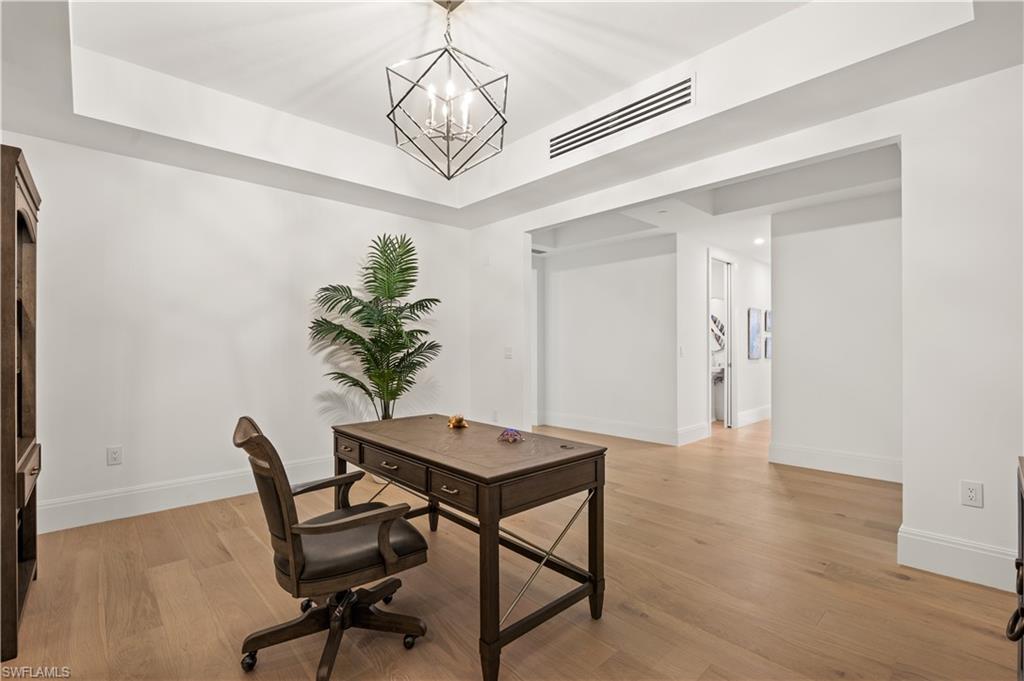 NAPLES SQUARE - Residential Lease