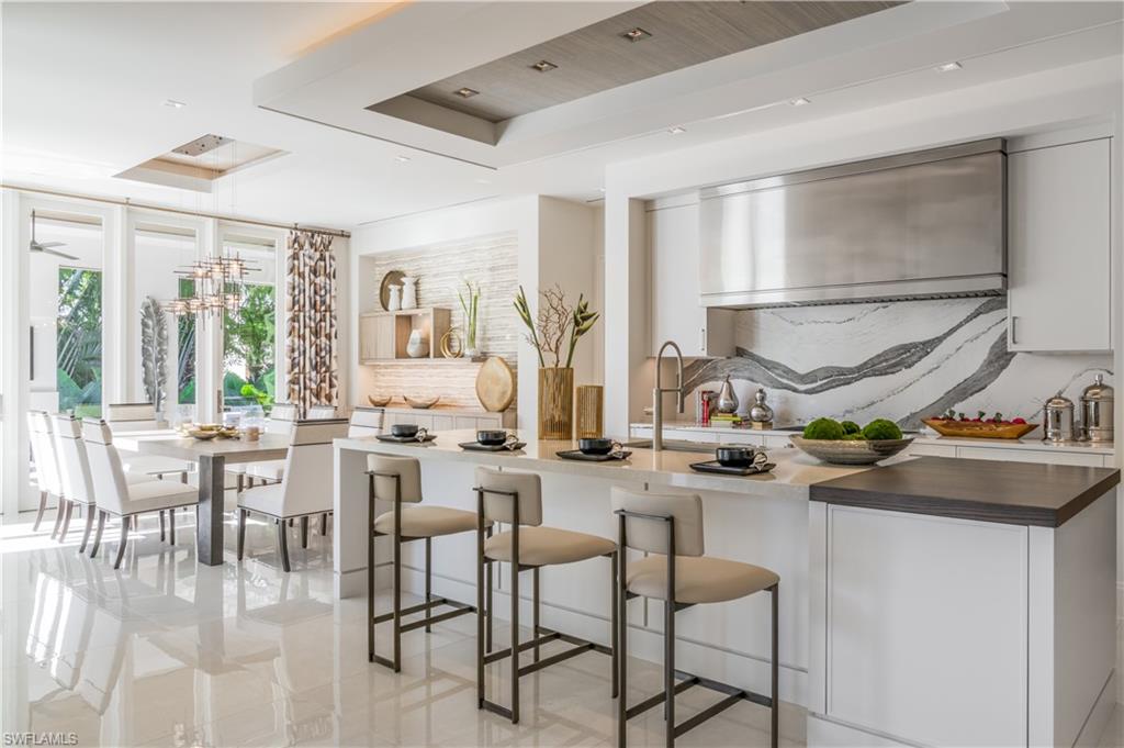 AQUALANE SHORES - Residential