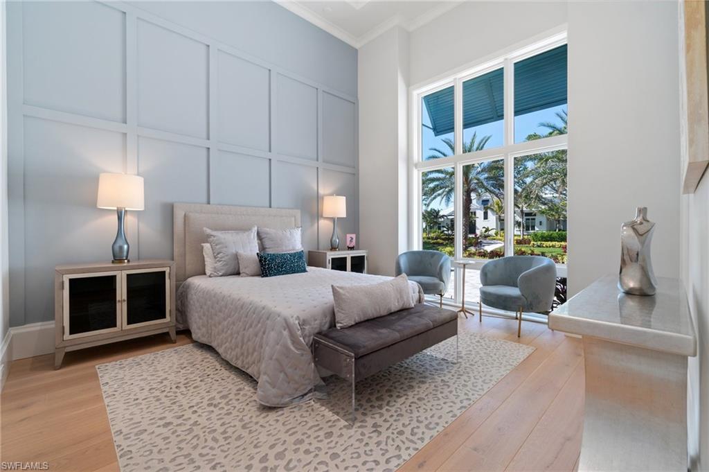 MOORINGS - Residential