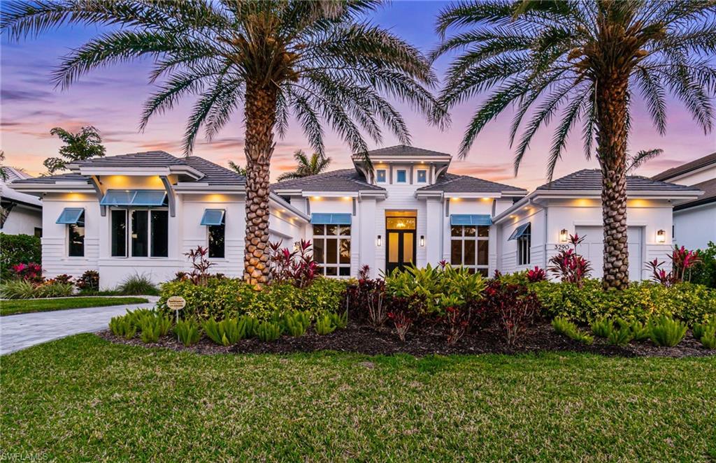 MOORINGS - Residential