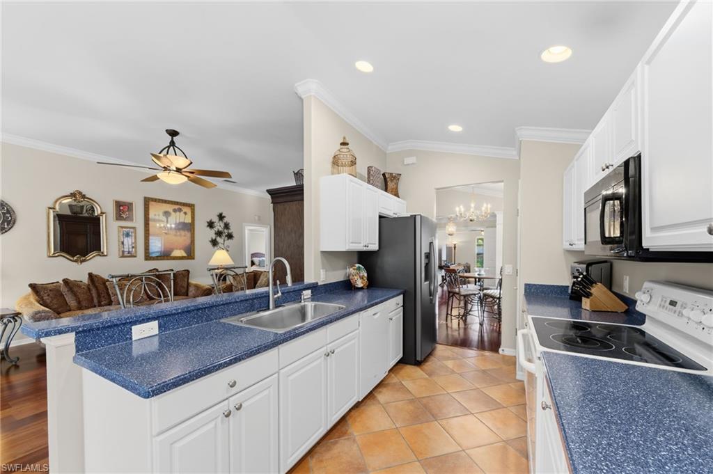 CYPRESS COVE - Residential