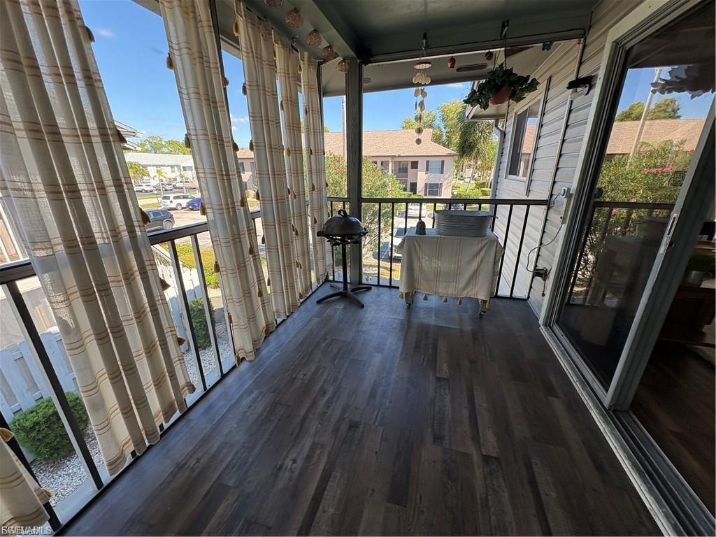 FOXMOOR VILLAGE CONDO - Residential