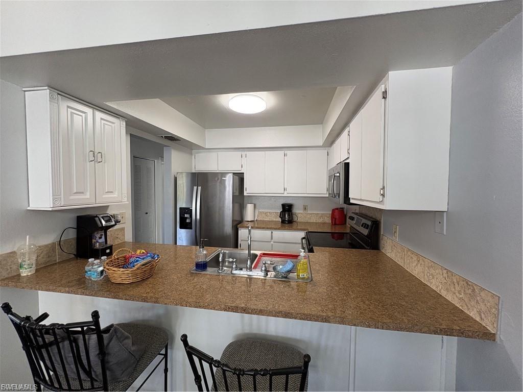 FOXMOOR VILLAGE CONDO - Residential