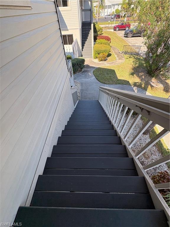 FOXMOOR VILLAGE CONDO - Residential
