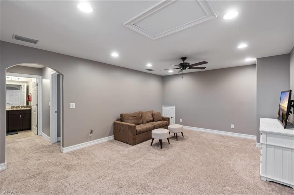 TUSCANY POINTE - Residential