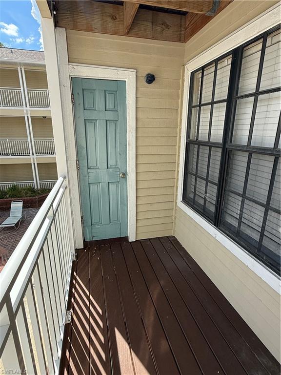 HYDE PARK CONDOMINIUM - Residential