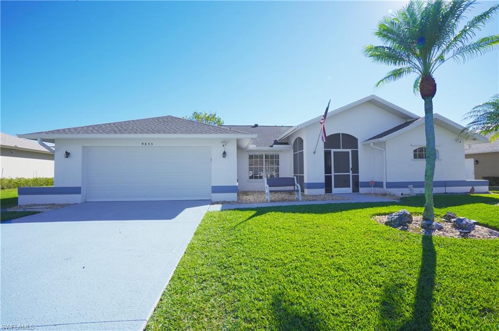 COUNTRY OAKS - Residential