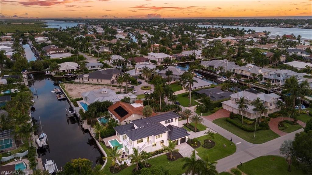 ROYAL HARBOR - Residential