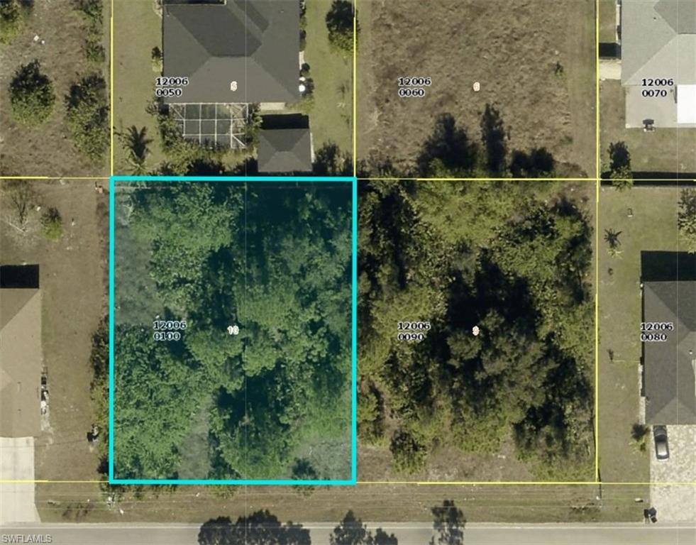 LEHIGH ACRES - Land
