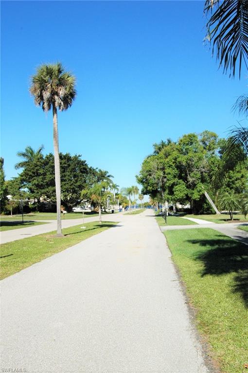 TWIN PALM ESTATES - Residential