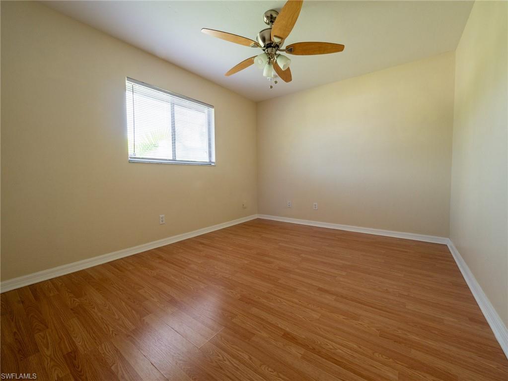 SAN CARLOS PARK - Residential