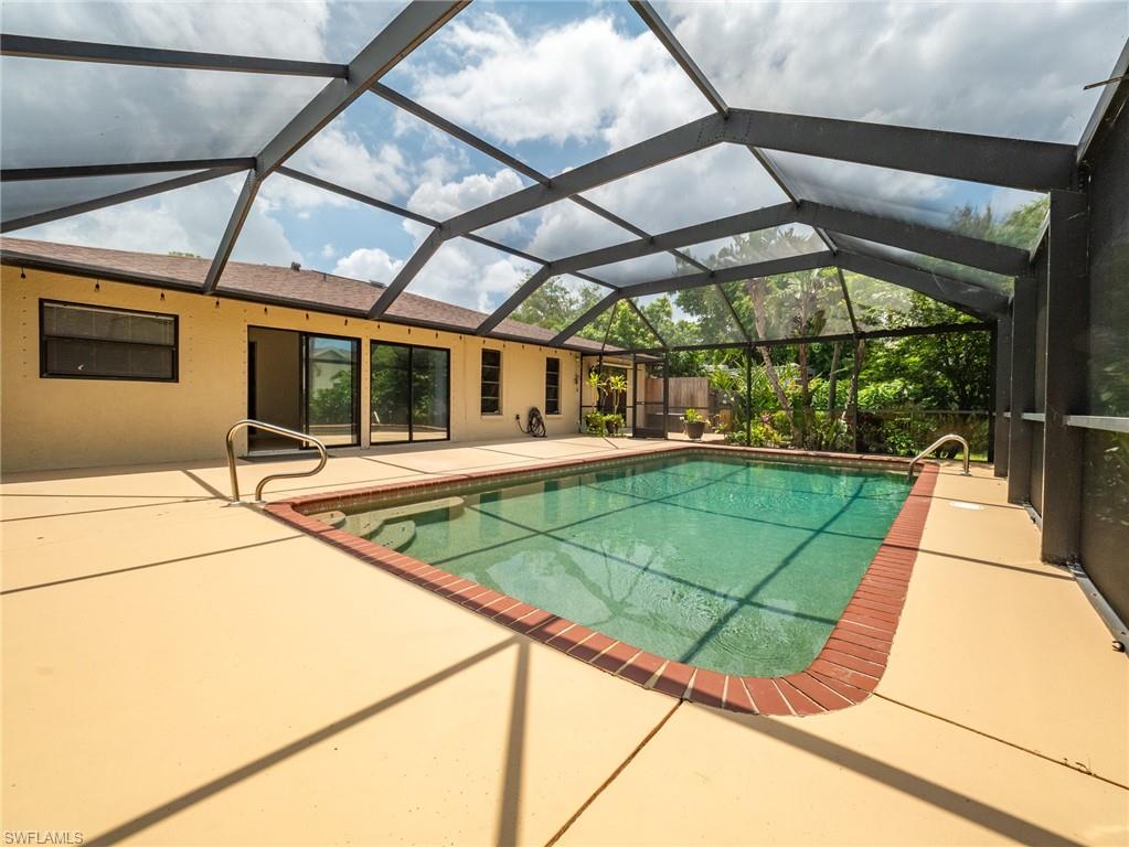 SAN CARLOS PARK - Residential