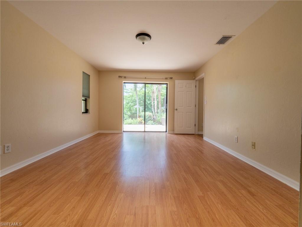 SAN CARLOS PARK - Residential