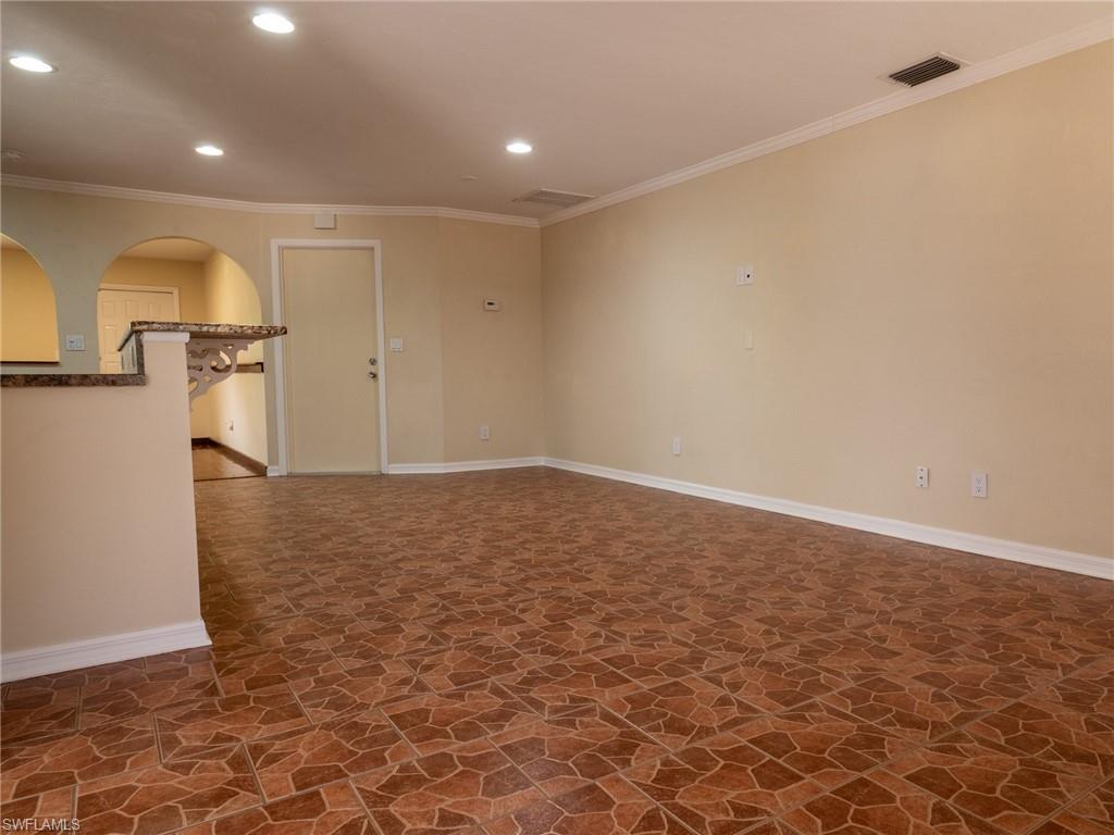 SAN CARLOS PARK - Residential