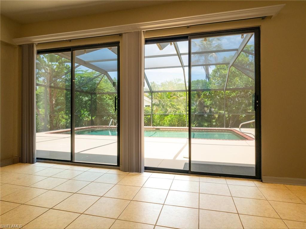 SAN CARLOS PARK - Residential