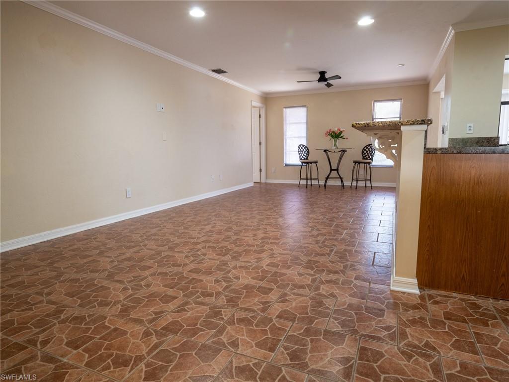 SAN CARLOS PARK - Residential