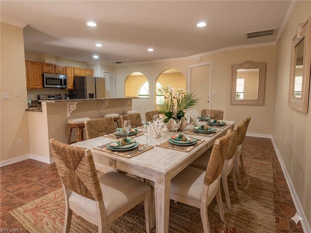 SAN CARLOS PARK - Residential