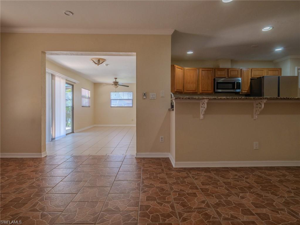 SAN CARLOS PARK - Residential