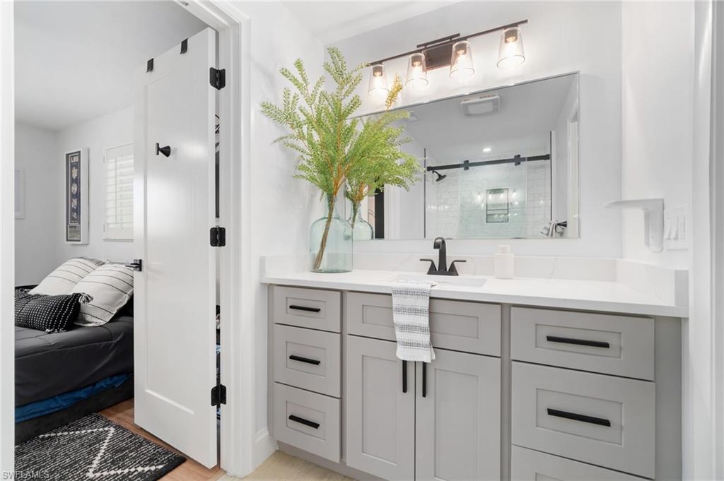 ROYAL HARBOR - Residential