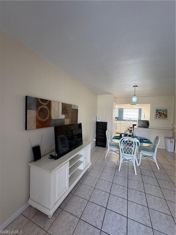 DAVES COURT - Residential Lease