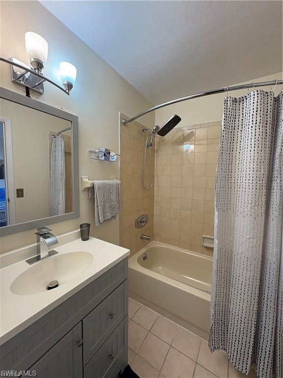 DAVES COURT - Residential Lease