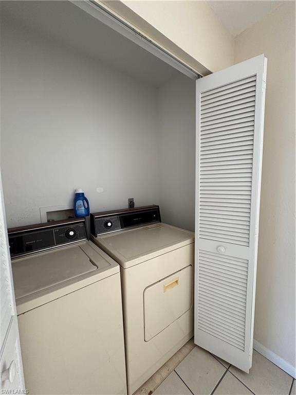 DAVES COURT - Residential Lease