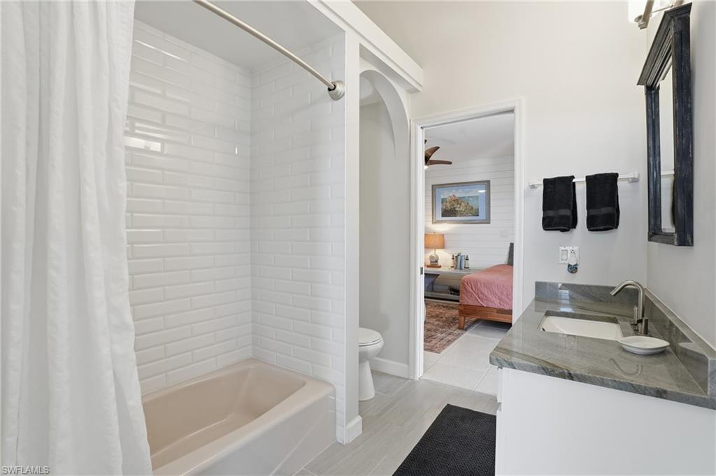 FAIRVIEW ISLES - Residential
