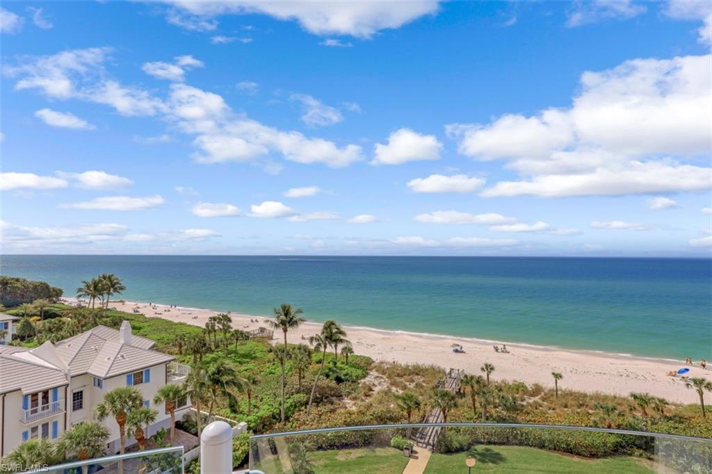 BEACH HOUSE AT NAPLES CAY - Residential