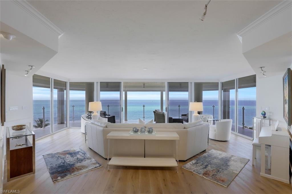 BEACH HOUSE AT NAPLES CAY - Residential