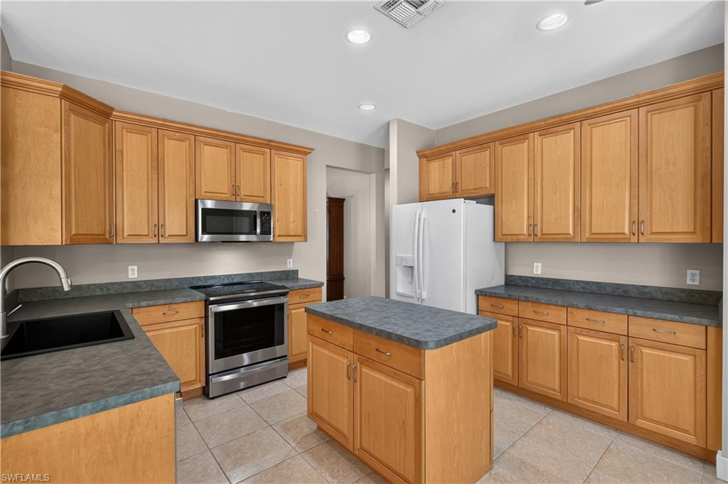 COCONUT CREEK - Residential