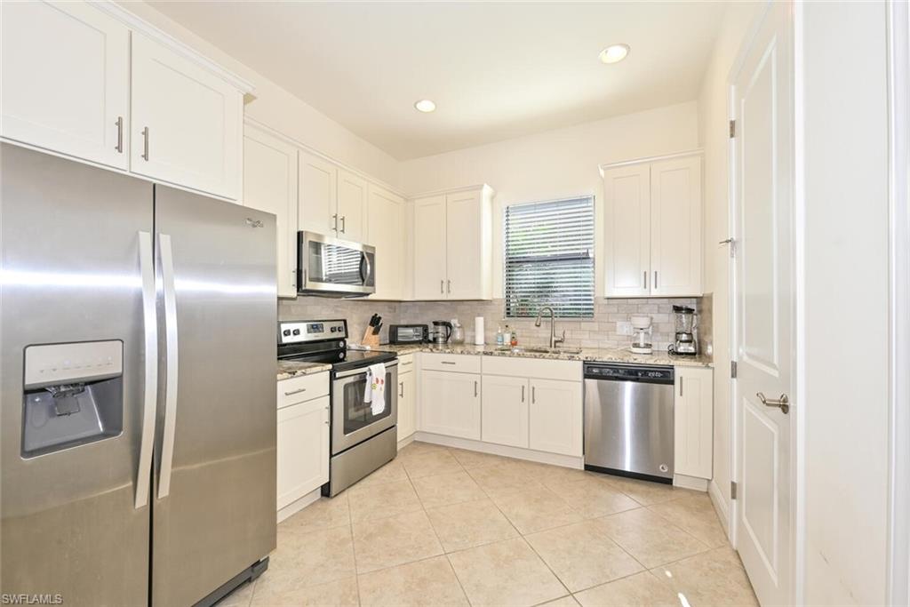 ARTESIA - Residential Lease