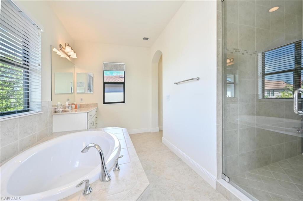 ARTESIA - Residential Lease