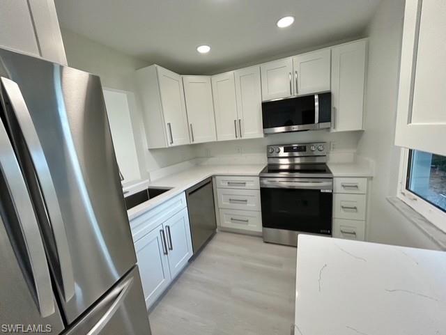 SEVEN LAKES - Residential