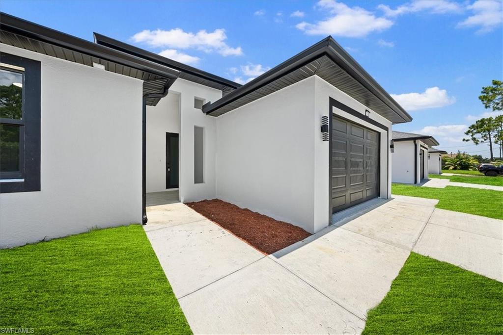LEHIGH ACRES - Residential Income