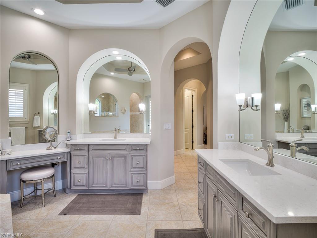 OAKBROOK - Residential