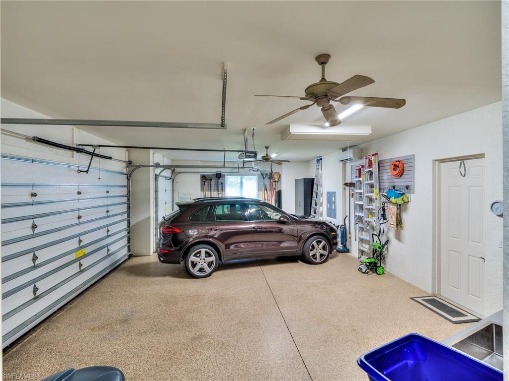 OAKBROOK - Residential