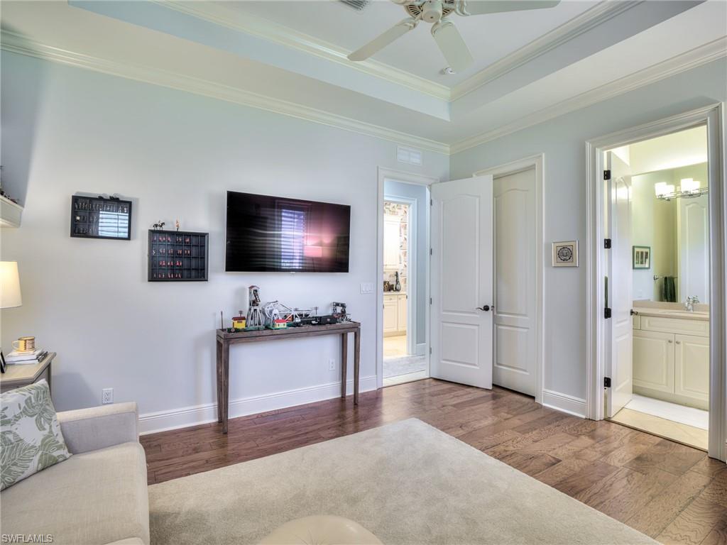 OAKBROOK - Residential