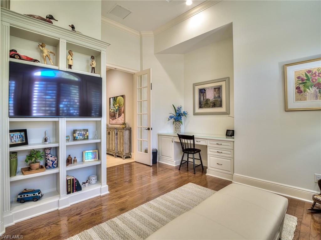 OAKBROOK - Residential