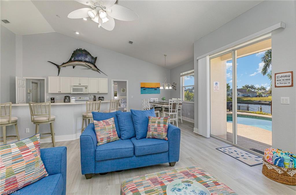 CAPE CORAL - Residential Lease