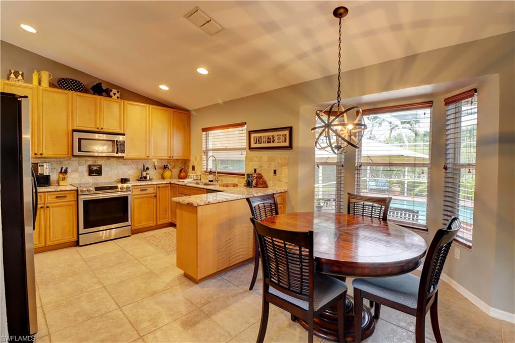 COLONY POINTE - Residential
