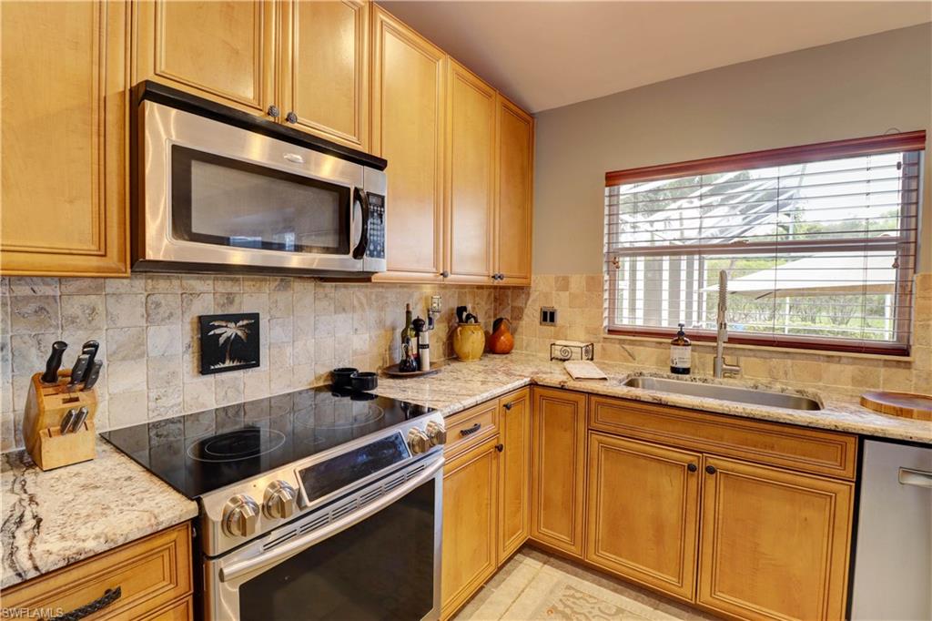 COLONY POINTE - Residential