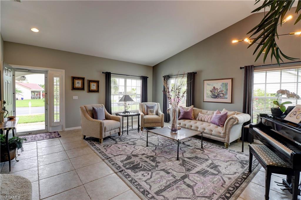 COLONY POINTE - Residential