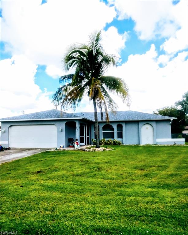 Seller motivated!! Great investment opportunity! Handy man special. Perfect location across the street from Lee Memorial Hospital. Brand new Roof (2018), newer A/C unit, room for a pool. Exterior of house newly painted. Pictures coming. Please see special remarks!