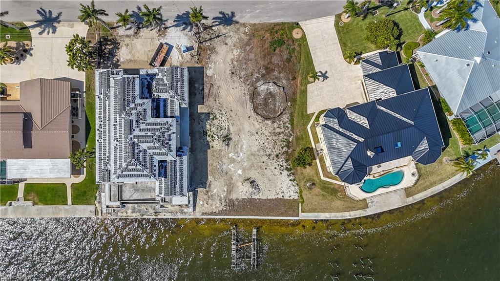 CAPE CORAL - Land